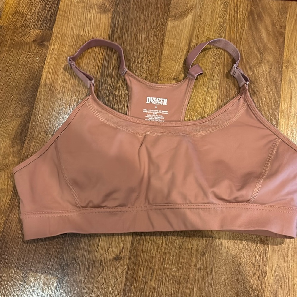 Duluth Trading Co Pink Racer Back Sports Bra Size Large NWOT